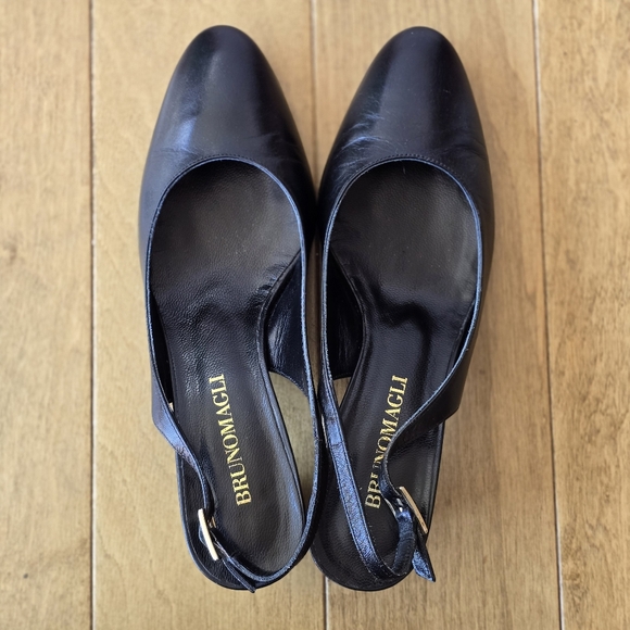 BRUNO MAGLI Black Leather Slingback 1 inch heel shoe size 35 EU - Picture 5 of 9
